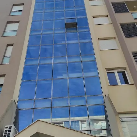 Allurian - Kvart * Podgorica