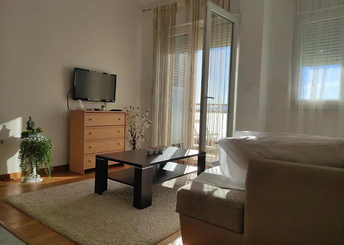 Allurian - Kvart Apartament *