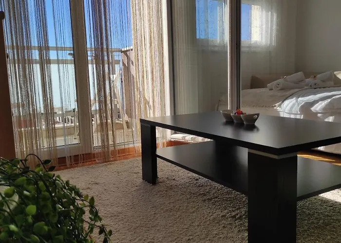 Allurian - Kvart Apartment